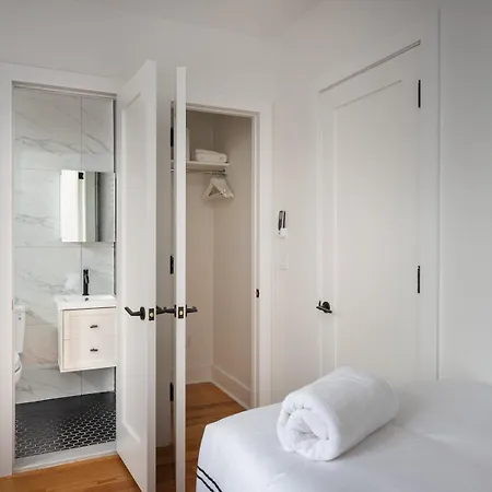 Three Bedroom Brooklynite Suite! New York Exterior photo