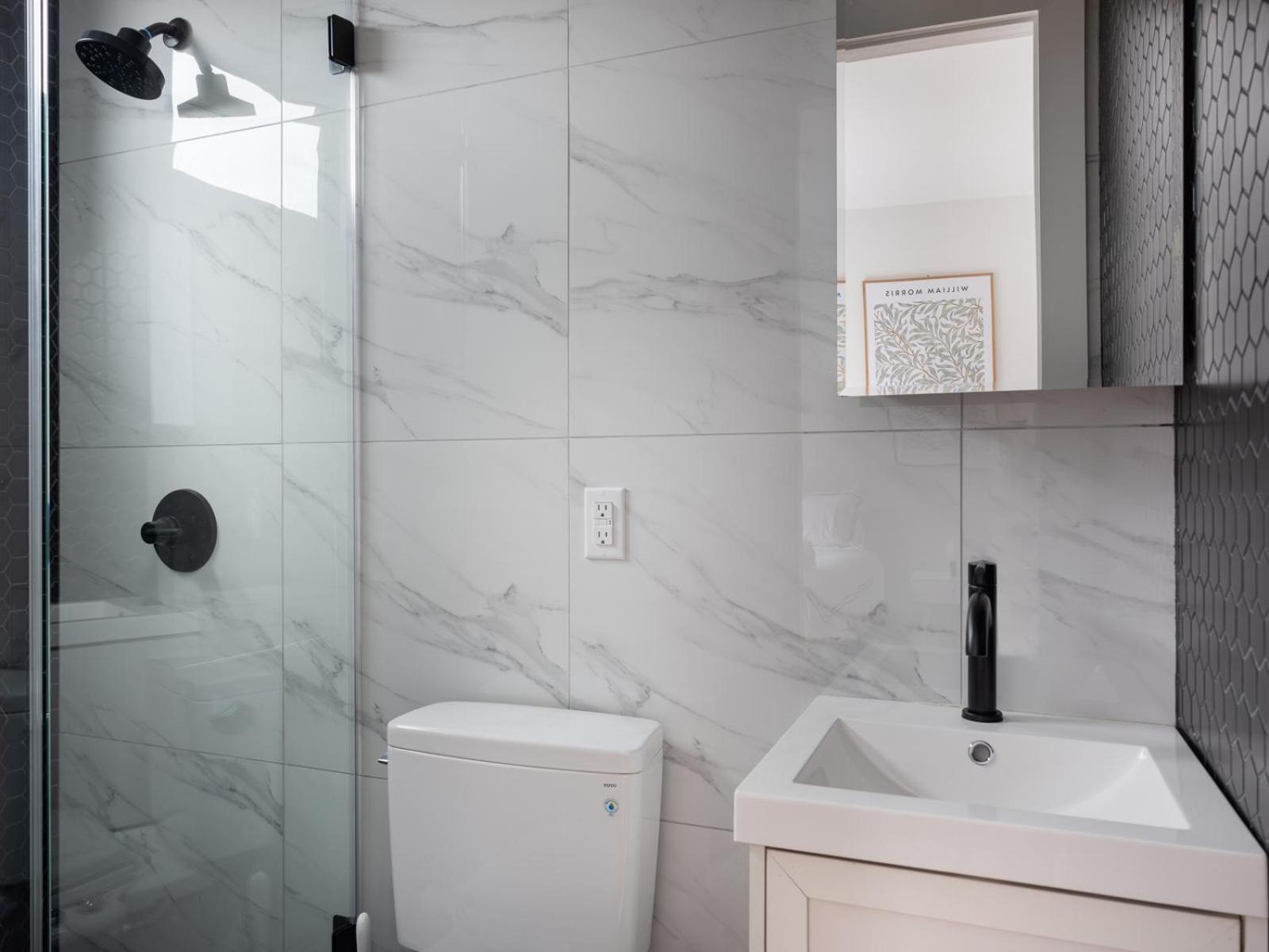 Three Bedroom Brooklynite Suite! New York
