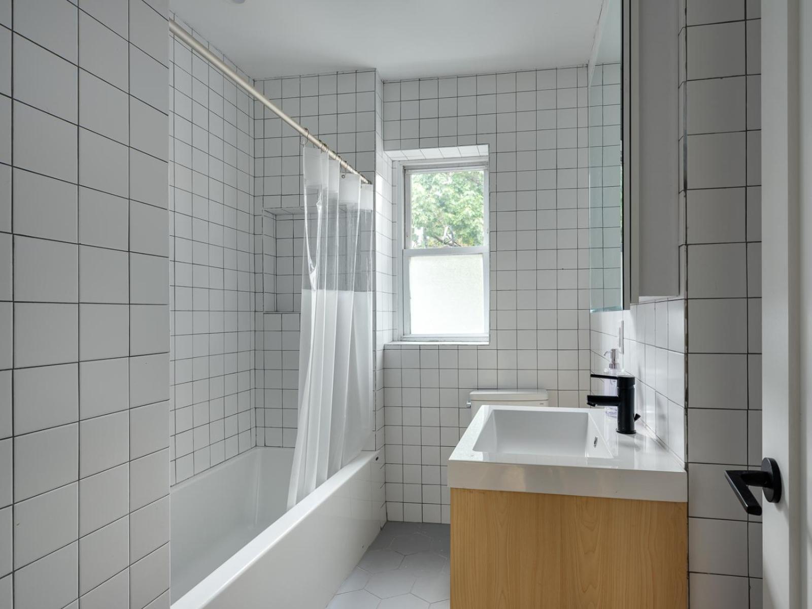 Three Bedroom Brooklynite Suite! *